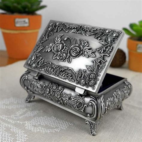 metal jewellery box